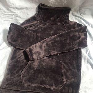 Fuzzy champion pullover